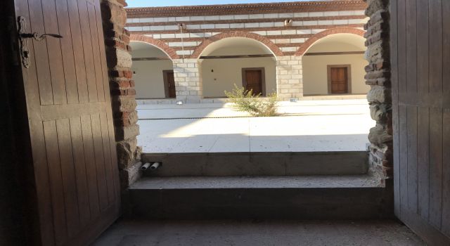 İzmir Vakıflar Bölge Müdürü Alaşehir'de İncelemelerde Bulundu.