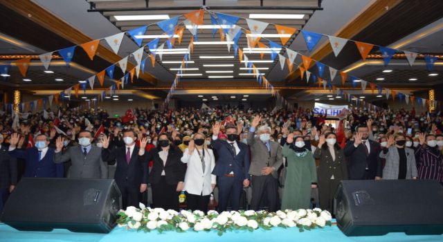 AK Parti Manisa İl Kadın Kolları 6.Olağan Kongresi Yapıldı