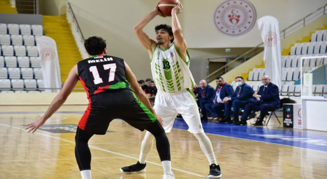 Basketbol Takımı Yenilgi Aldı