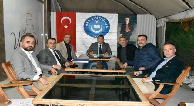 TÜRK  EĞİTİM SEN  İL YÖNETİMİ AYLIK TOPLANTISINI AKHİSAR'DA YAPTI