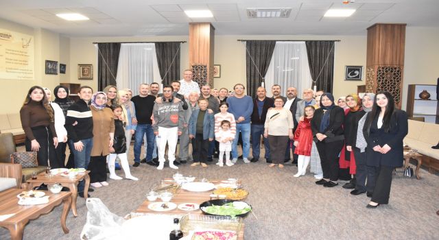 MANİSA ÇUKUROVALILAR DERNEĞİ KAHRAMANMARAŞ'IN KURTULUŞUNU KUTLADI