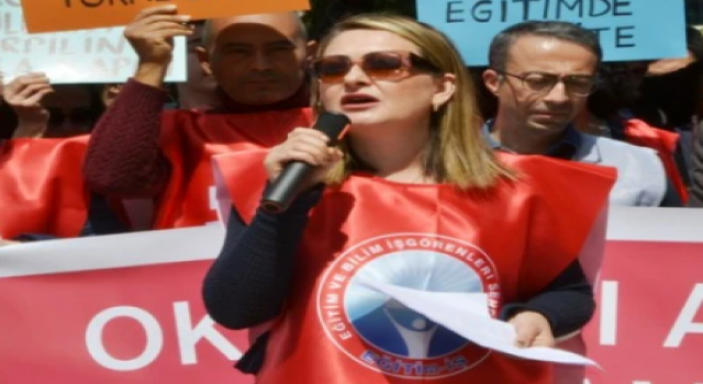 BAŞKAN LALE KALE  "ATATÜRK’ÜN GENÇLİĞİ KARANLIKTA BIRAKILAMAZ!