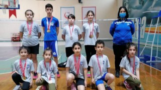 Tıp Bayramı İçin Düzenlenen Badminton Turnuvası Tamamlandı