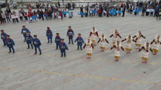 ALAŞEHİR’DE 23 NİSAN’DA COŞKULU KUTLAMA YAPILDI