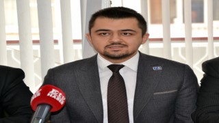 Anahtar Parti Manisa İl Başkanı Şakircan Dinç'ten Siyasete Karışmama Çağrısı