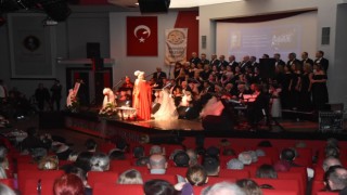Aşk-ı Hicaz Konseri Fulya Hepsev Şefliğinde  Manisa'da Büyük Beğeni Topladı
