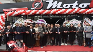 Manisa'da Genç İş İnsanlarından Yeni Yatırım: EYT Motors Mağazası Açıldı