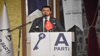 BAŞKAN ŞAKİRCAN DİNÇ  KADINLAR GÜÇLENİRSE, TÜRKİYE GÜÇLENİR!